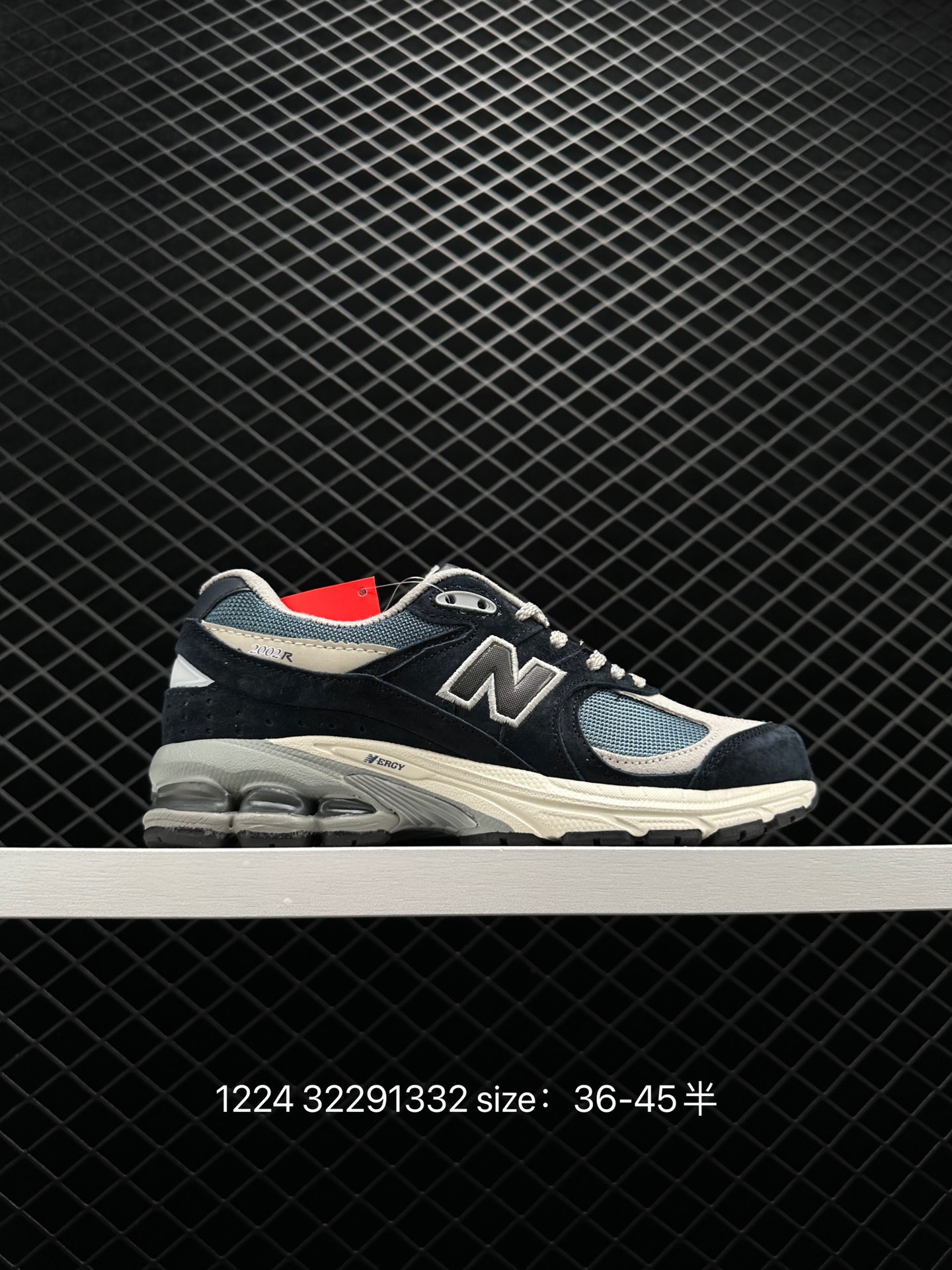 New Balance  ML2002RBA
